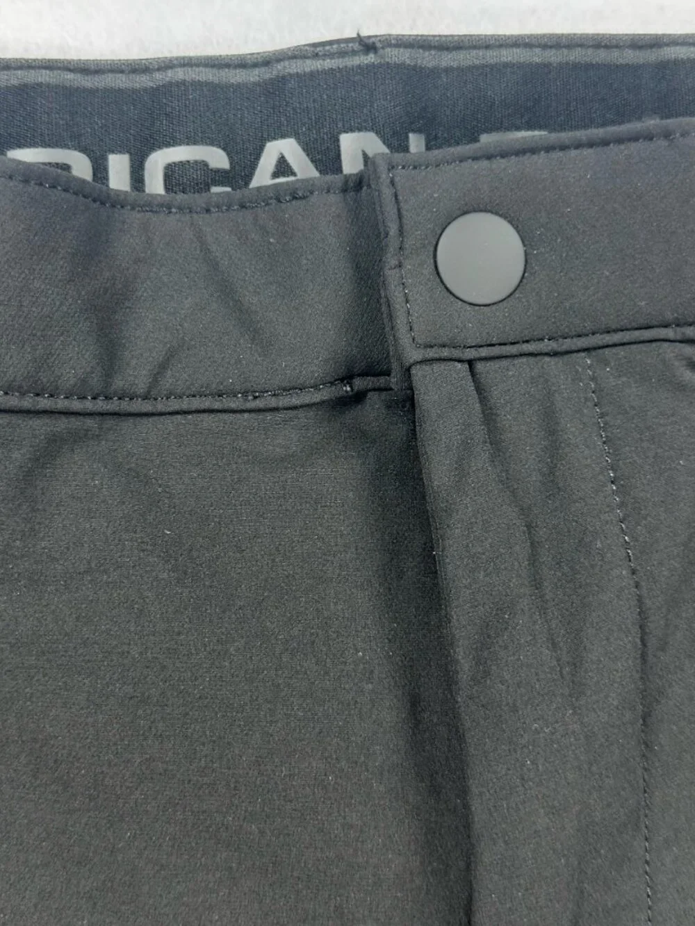 American Eagle Men’s Flex Club Shorts Size 38 Black Above The Knee Casual Travel